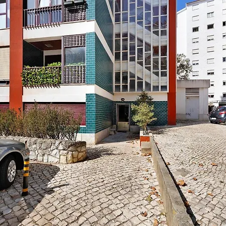 Apartment Quiet Under The Trees
